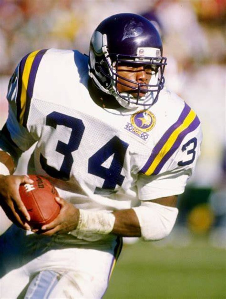 Who is Herschel Walker's wife?