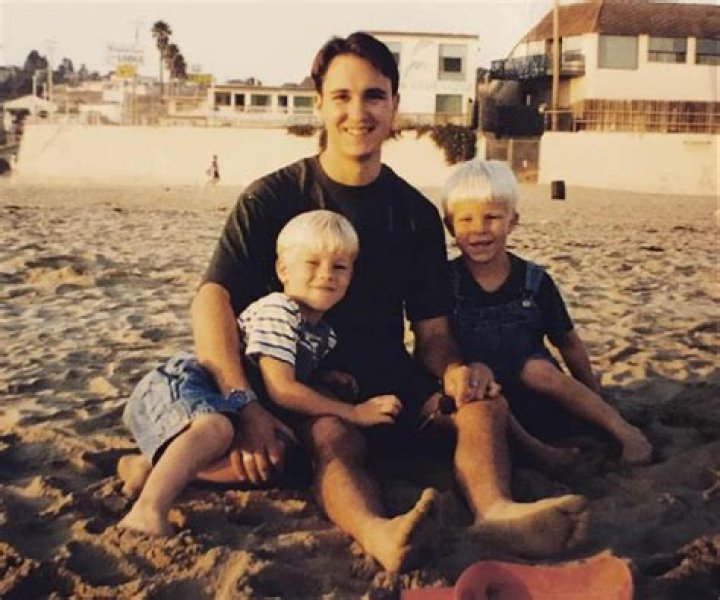 Wil Wheaton Kids The Actor Is Proud Father of Two Sons