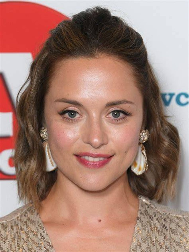 Zoe Tapper "This Morning" TV Show in London 09/21/2017 &bull; CelebMafia